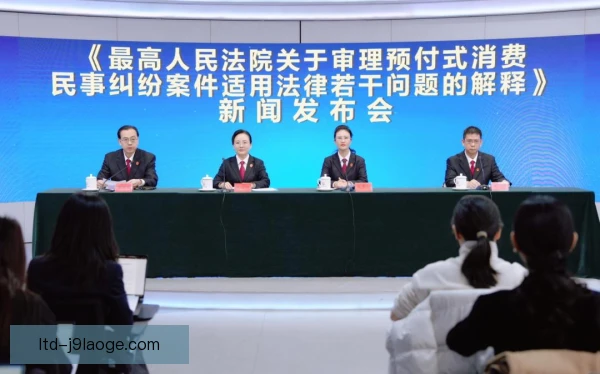 延期支付透明度争议发酵，俱乐部财务监管待补位